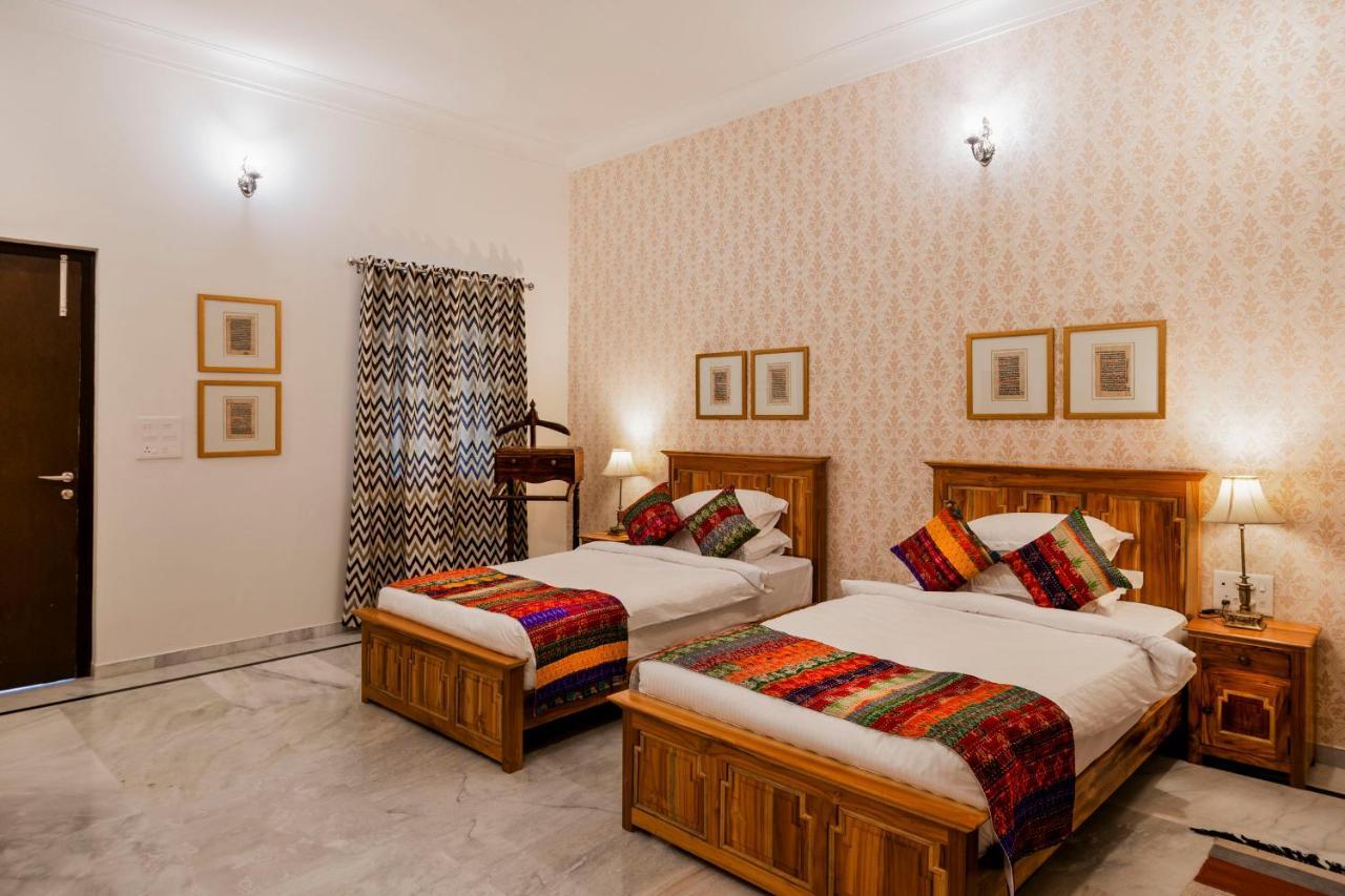 Premkunj Hotel Udaipur Exterior photo
